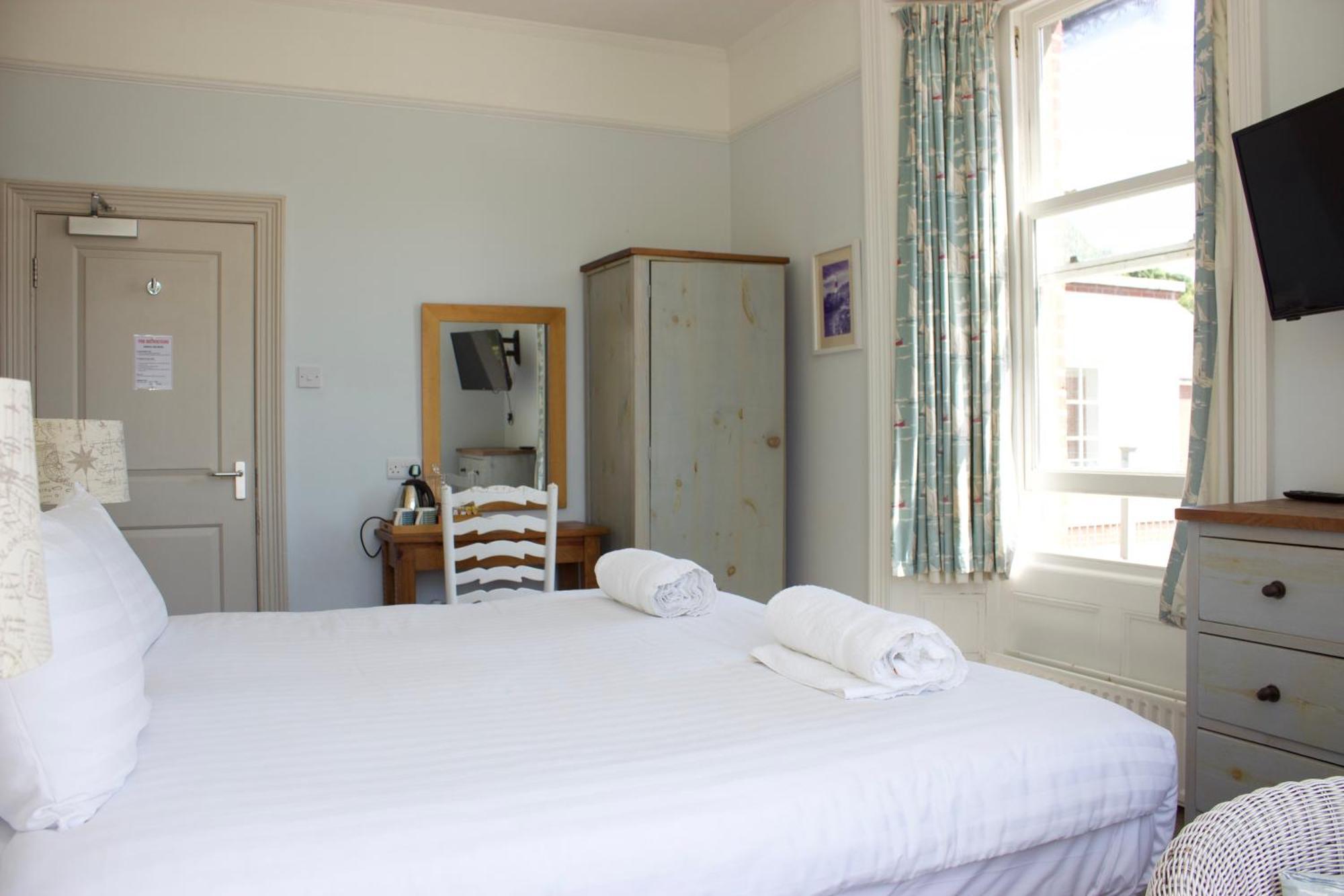 Durdle Door Hotel Lulworth Cove Exterior foto